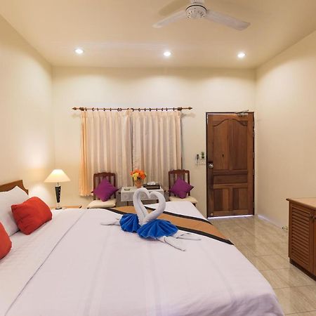 Smile House Karon Hotel Luaran gambar