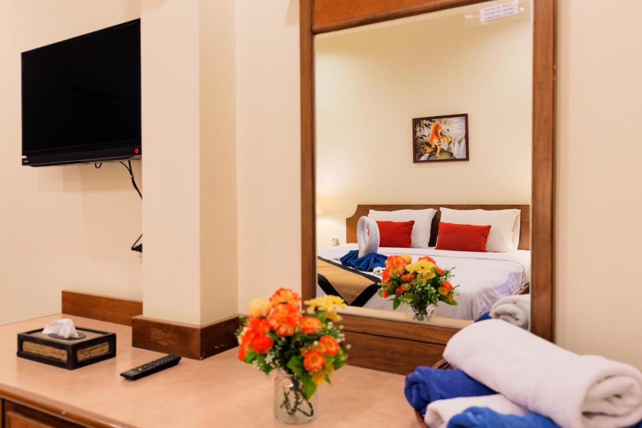 Smile House Karon Hotel Luaran gambar