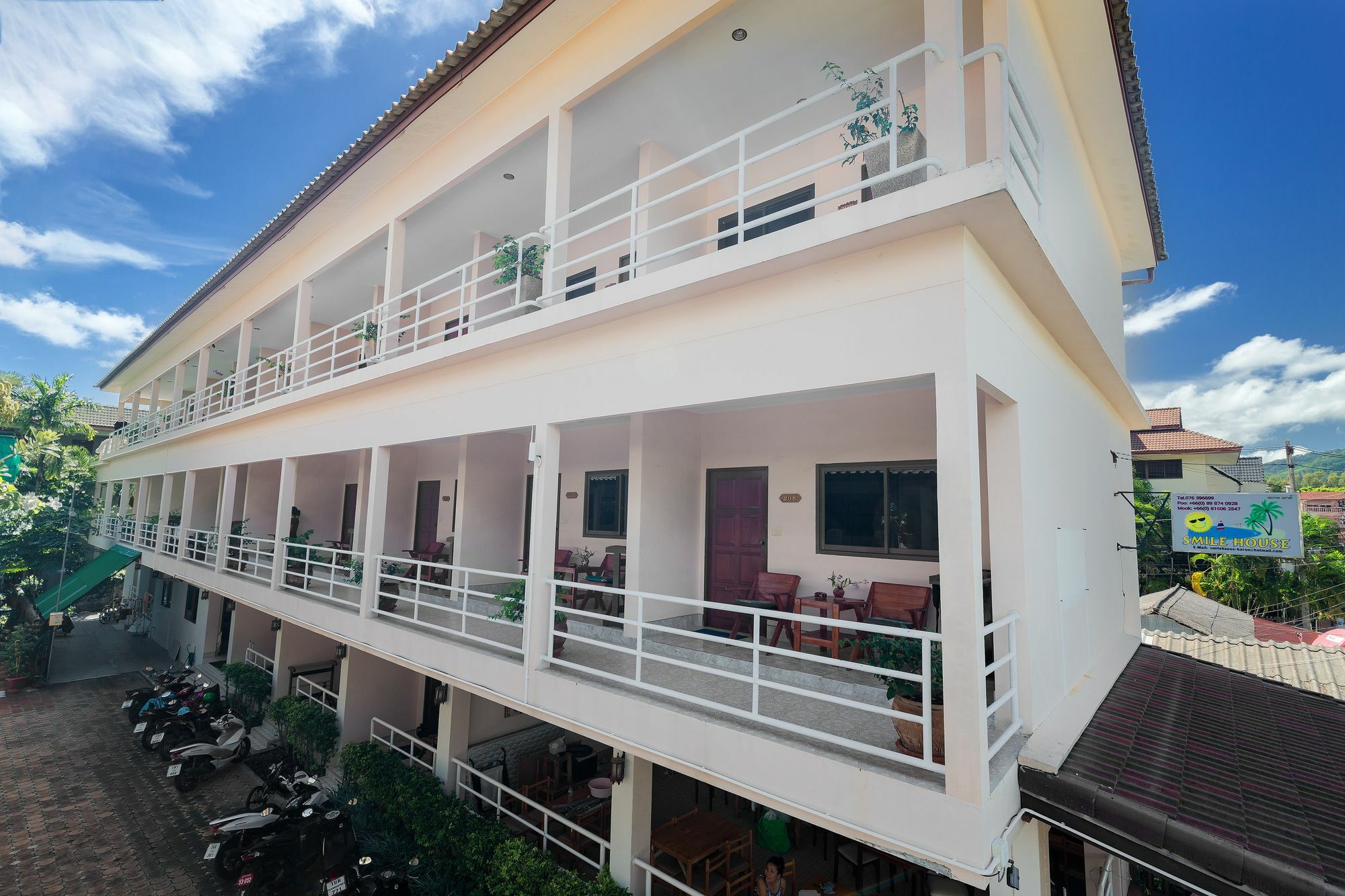 Smile House Karon Hotel Luaran gambar